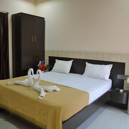Planet Goa Beach Resort Calangute Extérieur photo